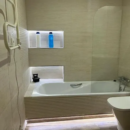 Precioso Piso Soleado Totalmente Reformado En * גיחון